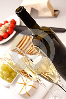White wine with appetiser
