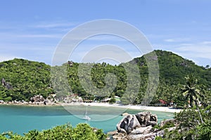 White yacht samui island crystal bay beach