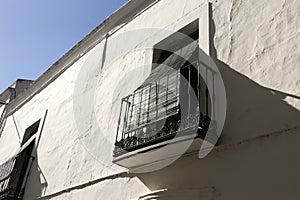 Whitewashed facade in Olivenza town photo