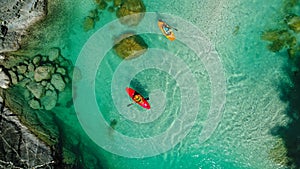 Auf der smaragd wasser aus ein Fluss Slowenien 