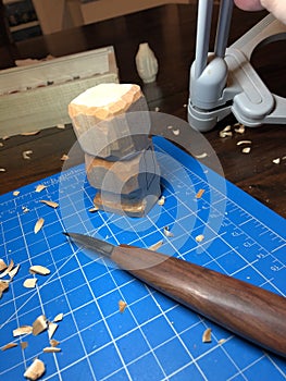Whittling wood carving knife, humanoid