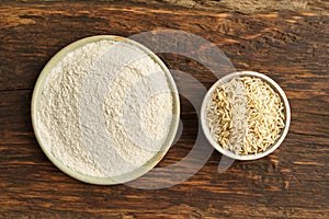 Whole-grain rice and rice flour