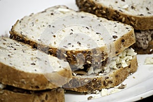 Whole grains tuna sandwish