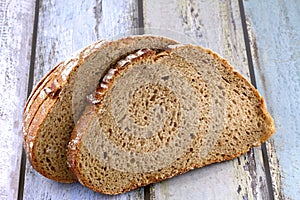 Whole wheat brown bread