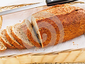 A wholemeal slice loaf of brown bread