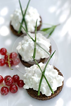 Wholewheat bread whit cottage cheese