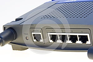 Wi-fi network router