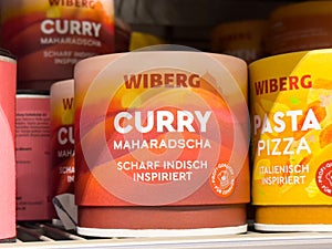Wiberg curry maharadscha spice jar on store shelf