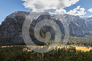 Wide angle mountain range view over Yosemite Valley