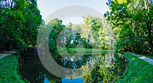 A wide panorama of the pond on the territory of the Yasnaya Poly