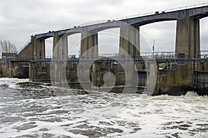 Wier