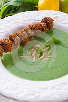 Wild garlic soup with Parmesan