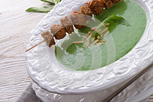 Wild garlic soup with Parmesan