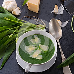 Wild garlic soup with Parmesan