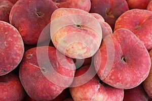 Wild peaches / flat peaches