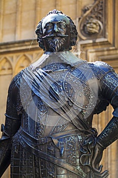 William Herbert Statue at the Bodleian Library in Oxford