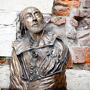 William Shakespeare statue