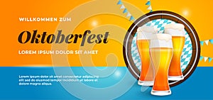 Slavnostní reklamní formát primárně určen pro použití na webových stránkách plakát. sklo vektor ilustrace sud a bavorsko vlajka 