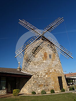 Wind mill