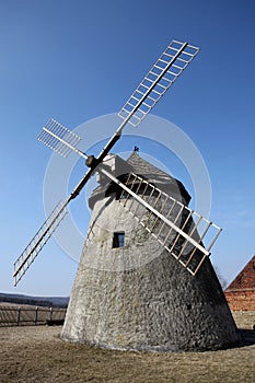 Wind mill