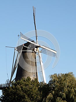 Wind mill