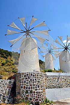 Wind mills