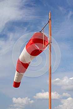 Wind sock, Air field direction and wind speed sign