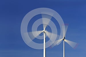 Wind turbines in movement