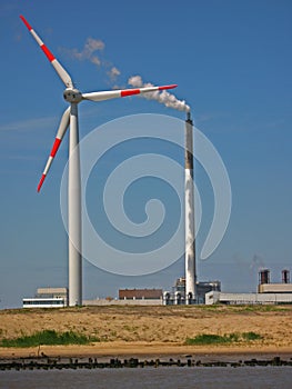 Wind wheel and chimney