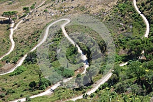 Devanado carreteras abajo montana en occidental Sicilia 