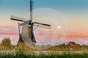 Windmills of kinderdijk, Holland