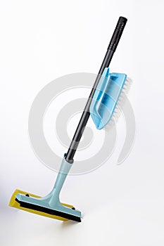 Window cleaning MOP with brush isolated