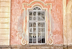 window close-up architecture detail outdoor pink wall history building Sankt-Petersburg