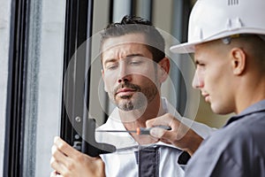 Windows installation worker and supervisor