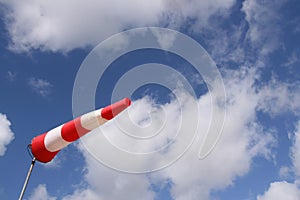 Windsock (horizontal)