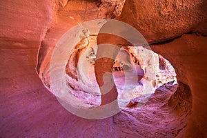 Windstone arch in Valley of Fire