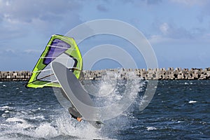 Windsurf jump