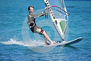 Windsurfing on the move