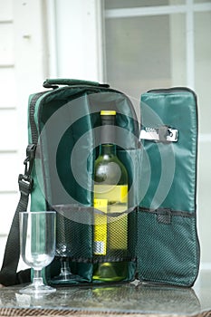 Wine bottle tote bag