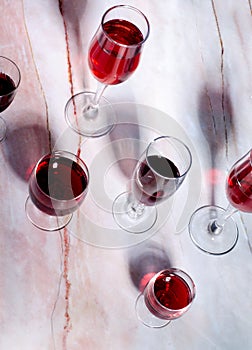 Wine card. Goblets with red and white whine