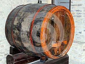 Wine cask