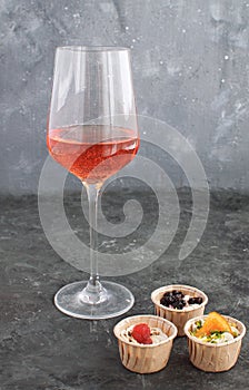 Wine glass Rose wine Gourmet Snack Tartlet Creamy goat cheese