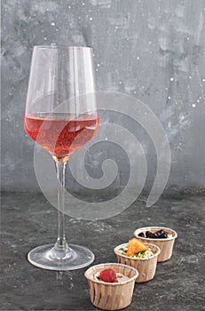 Wine glass Rose wine Gourmet Snack Tartlet Creamy goat cheese