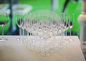 Wine glasses composition