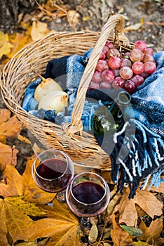 Wine, grapes and glasses