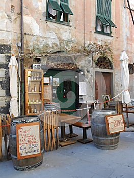 WINE SHOP, MONTEROSSO AL MARE, CINQUE TERRE, ITALY