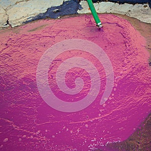 Wine vinasse rich in tartaric acid in magenta pink