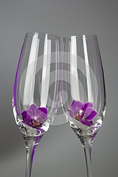 Wineglass with orchid flower