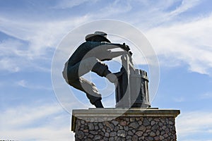 Winemaker City Statue photo