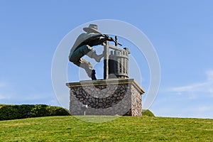 Winemaker Statue in Napa Valley